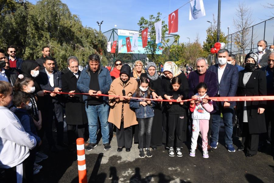 Sancaktepe ‘Şehit Uzman Onbaşı Emre Baysal Spor Parkı Hizmete Açıldı