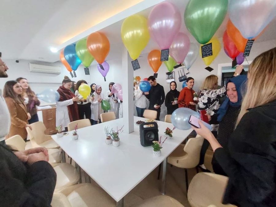 Çekmeköy Sivaslılar Derneğinden Öğretmenler Günü Kutlaması
