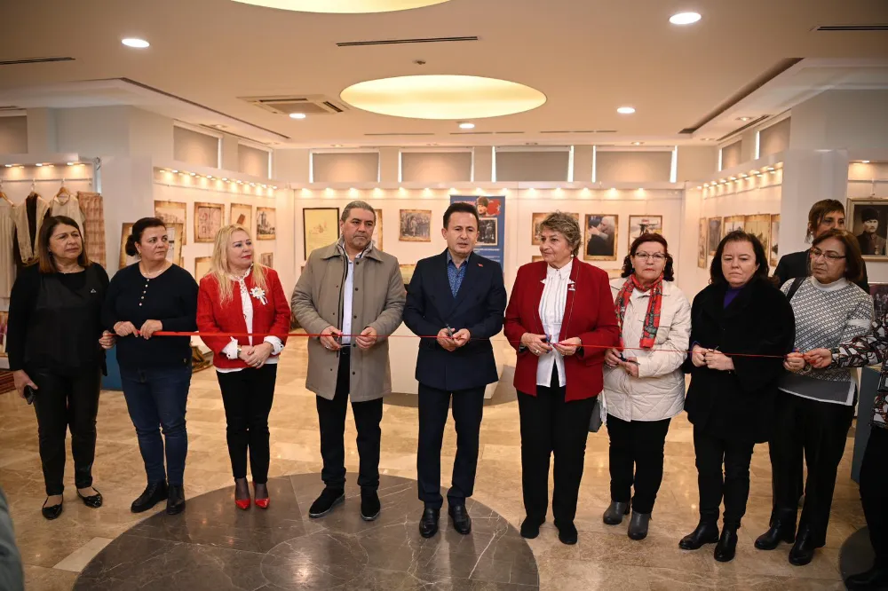 Başkan Yazıcı, Atatürk ve Cumhuriyet Sergisi açılışına katıldı