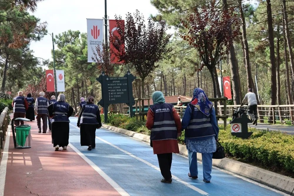 ÜMRANİYE BELEDİYESİ’NDEN DÜNYA YAŞLILAR GÜNÜ’NE ÖZEL ETKİNLİK