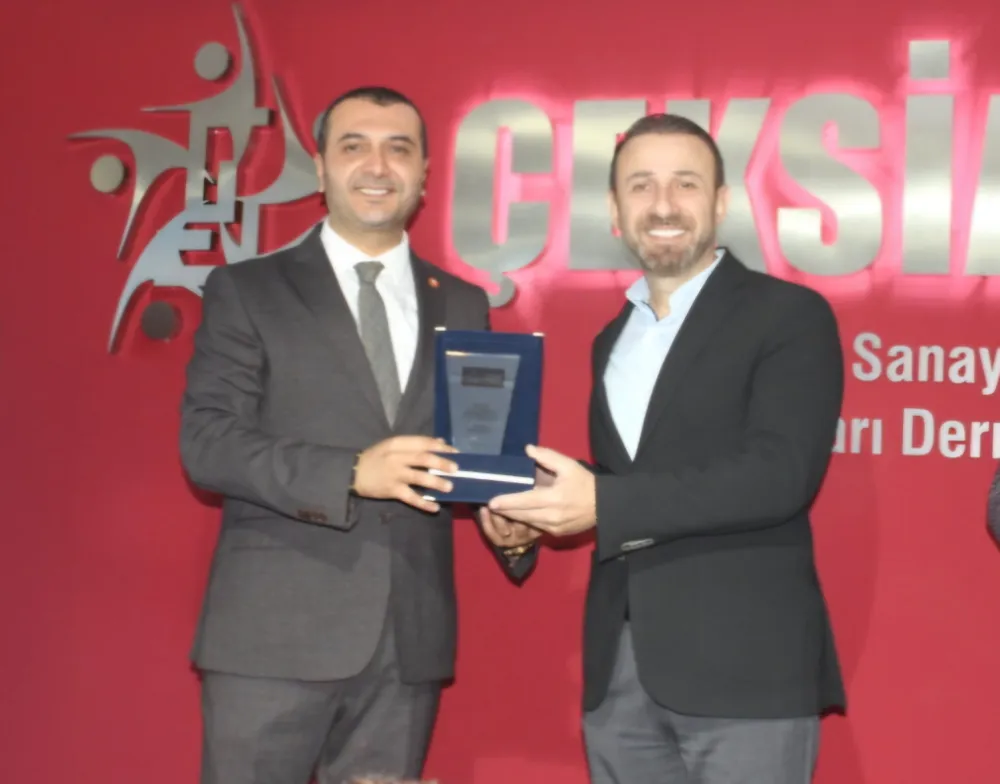 ÇEKSİAD Eski Yöneticilerini Onurlandırdı