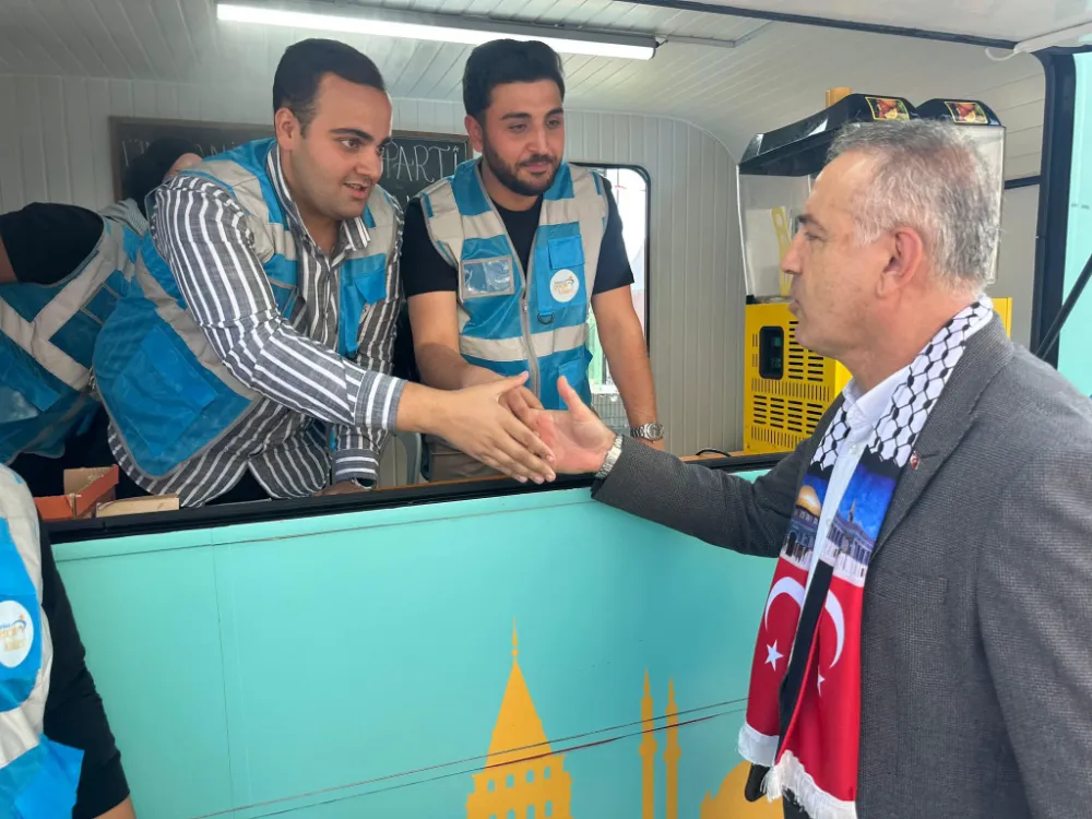 AK Parti Ümraniye Gençlik Kollarından Yeni Üye Çalışması 