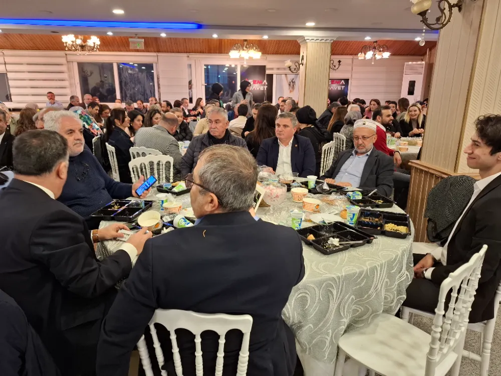 Çekmeköy Sivaslılar Derneği Geleneksel İftarına Yoğun Katılım Oldu 