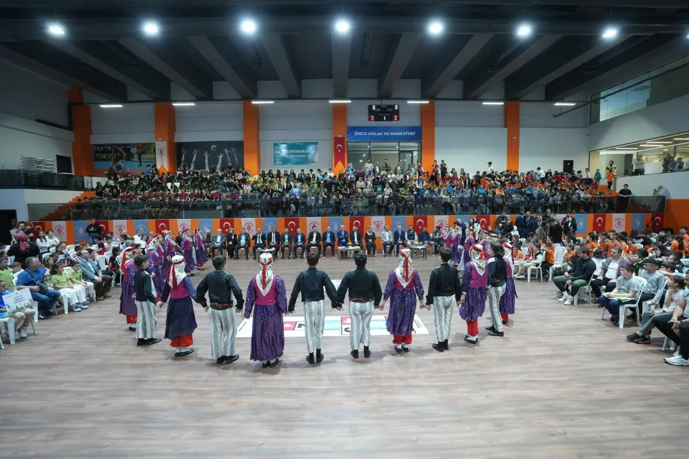 12. GELENEKSEL ÇOCUK OYUNLARI VE FİZİKSEL ETKİNLİKLER KAPANIŞ TÖRENİ COŞKUYLA GERÇEKLEŞTİRİLDİ