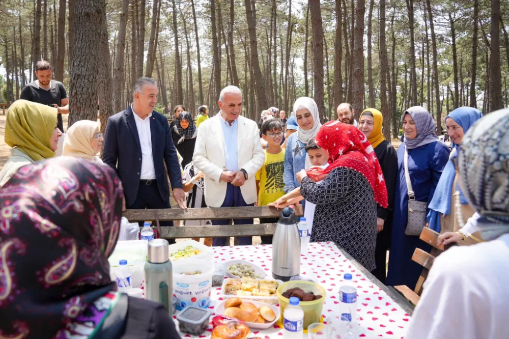 Ümraniyeli AK Kadınlardan Piknik Programı 