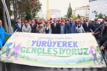 Çekmeköy'de Yaşlılar İçin Anlamlı Program