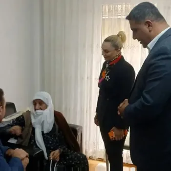 Çekmeköy AK Parti'den Yaşlılar Günü'nde Anlamlı Ziyaret