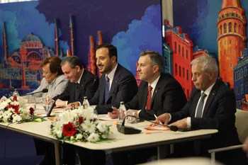 AK Parti İstanbul'da ‘İstanbul’u Dinliyoruz' Çalışması Başlattı