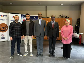 RUANDA CUMHURİYETİ BÜYÜKELÇİSİ’NDEN ÜMRANİYE BİLİM MERKEZİ’NE ZİYARET