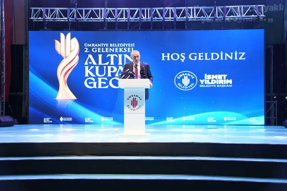 ÜMRANİYE’NİN ŞAMPİYONLARI 2. GELENEKSEL ALTIN KUPA GECESİ’NDE BULUŞTU